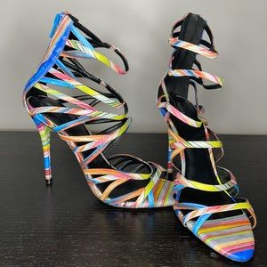 Aldo Tropical Heels Zipper on Back